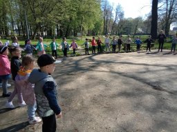 2025-04-16 Zajączek u Motylków